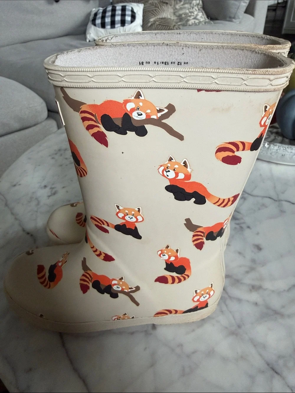 Hunter Kids Beige Rain Boots with Red Panda Print 13B/1G Unisex RARE PRINT